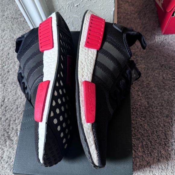 Adidas nmd r1 boost foot locker exclusive sz 8 - Picture 8 of 9